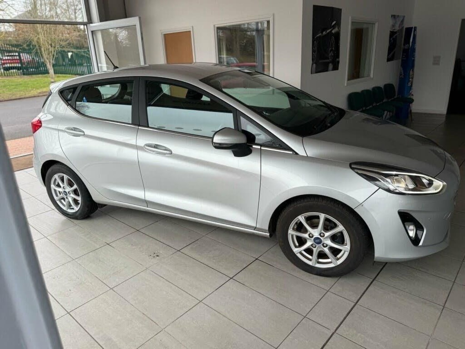 Ford Fiesta 1.0T EcoBoost Zetec Hatchback 5dr Petrol Auto Euro 6 (s/s) (100 ps)