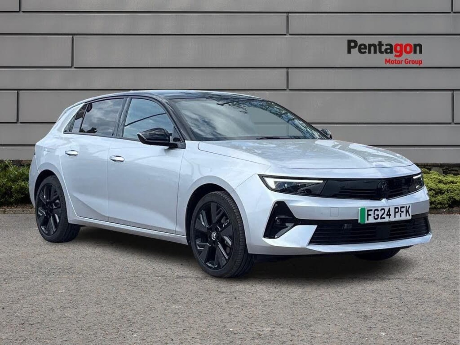 Vauxhall Astra 54kwh Gs Hatchback 5dr Electric Auto (156 Ps)