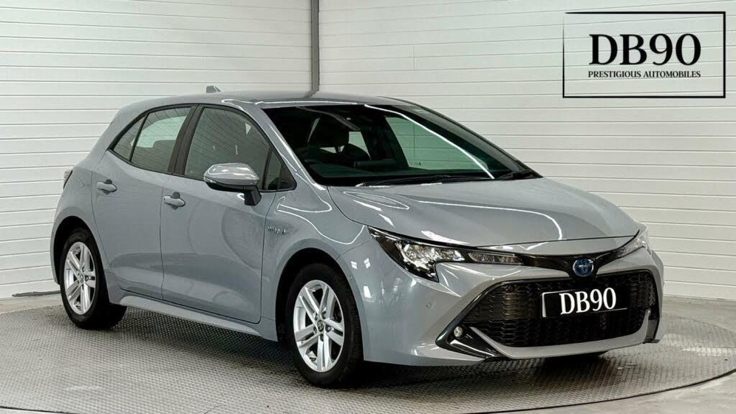Toyota Corolla 1.8 VVT-h Icon Tech CVT Euro 6 (s/s) 5dr