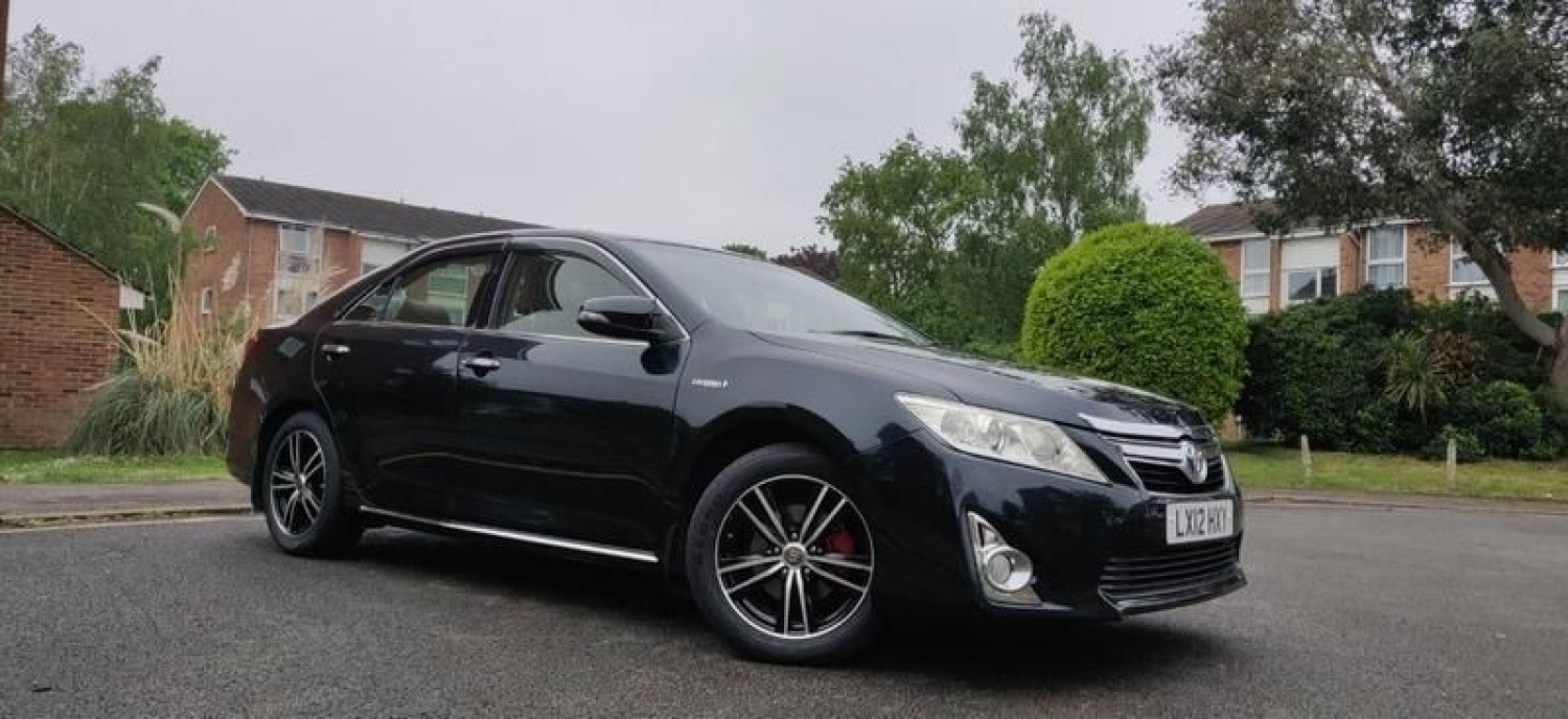 Toyota CAMRY 2.5 VVT-h Excel CVT Euro 6 (s/s) 4dr