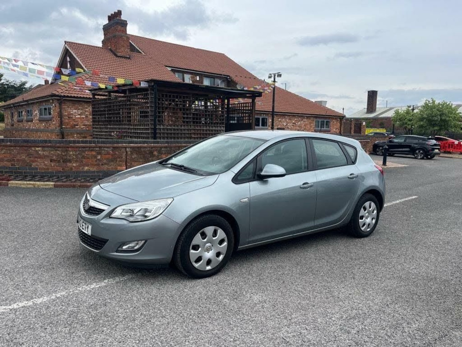 Vauxhall Astra 1.6 16v Exclusiv Hatchback 1.6