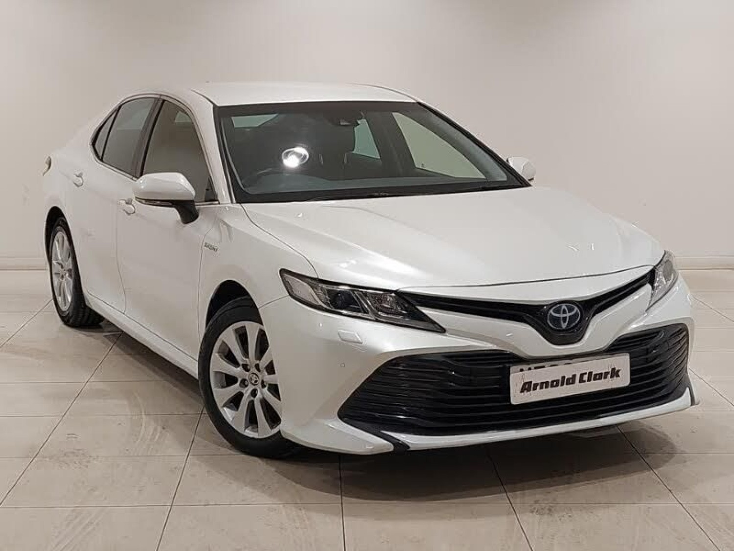 Toyota Camry 2.5 VVT-i Hybrid Design 4dr CVT